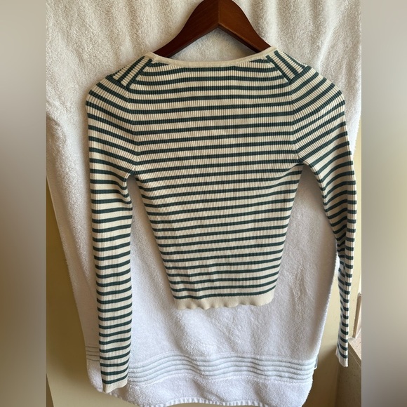 Madewell Carmon Crop Cardigan Striped Teal and Cream Sweater Women's Top - Picture 4 of 6